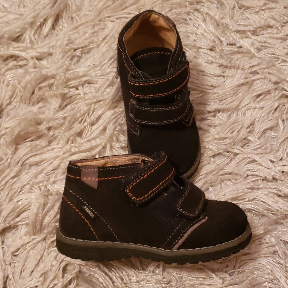 Toddler Boy size 8 Navy Suede Shoes